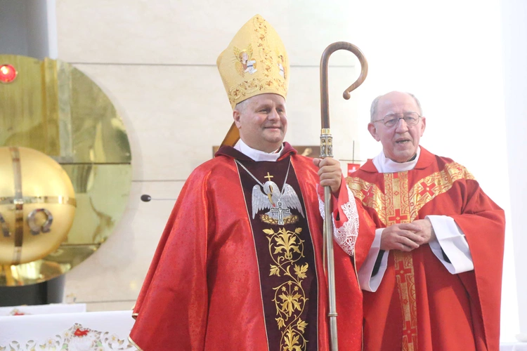Bierzmowanie w Łękach Górnych