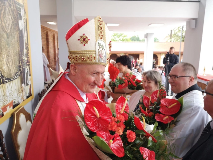 Abp Jędraszewski w Szczepanowie