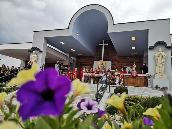 Abp Jędraszewski w Szczepanowie