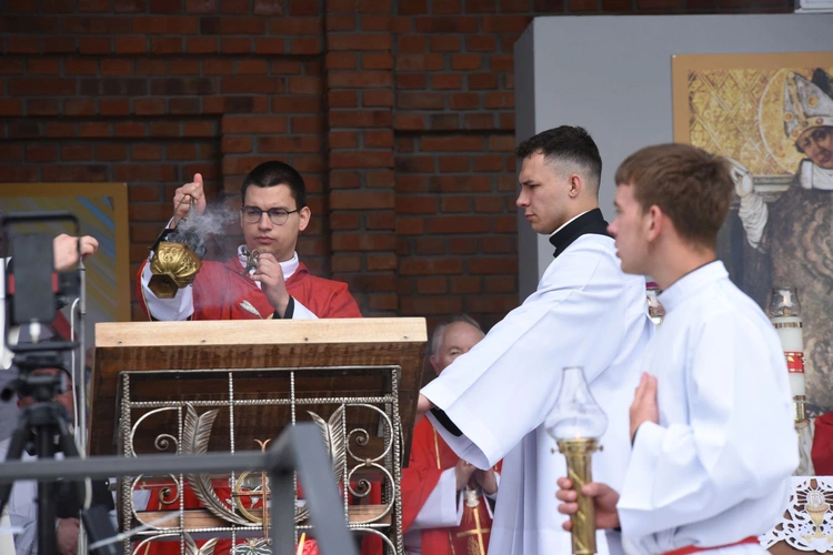 Abp Jędraszewski w Szczepanowie