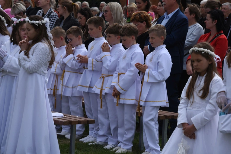 Abp Jędraszewski w Szczepanowie