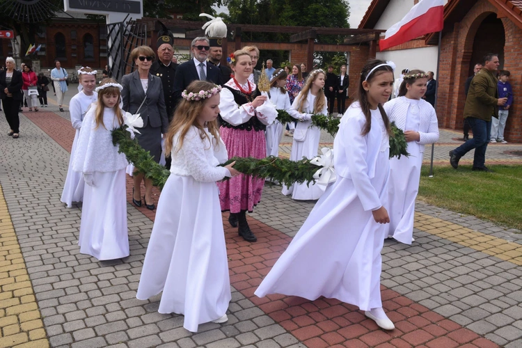 Abp Jędraszewski w Szczepanowie