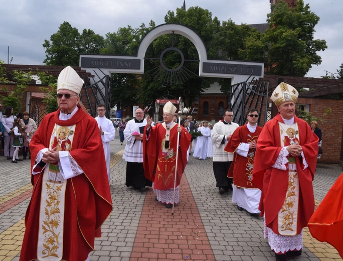 Abp Jędraszewski w Szczepanowie