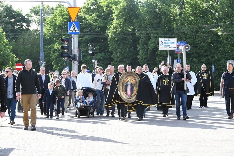 Peregrynacja relikwii bł. Ulmów w diecezji warszawsko-praskiej