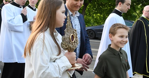 Piękny czas przed prawą stroną warszawskiej Wisły!