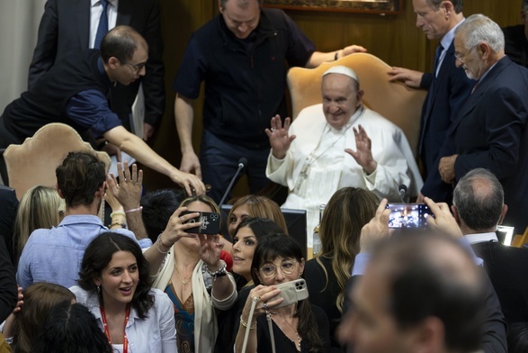 Franciszek: My, Kościół, jesteśmy ciałem, które Jezus, wstąpiwszy do nieba, pociąga ze sobą