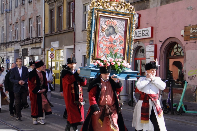 Procesja z Wawelu na Skałkę 2024