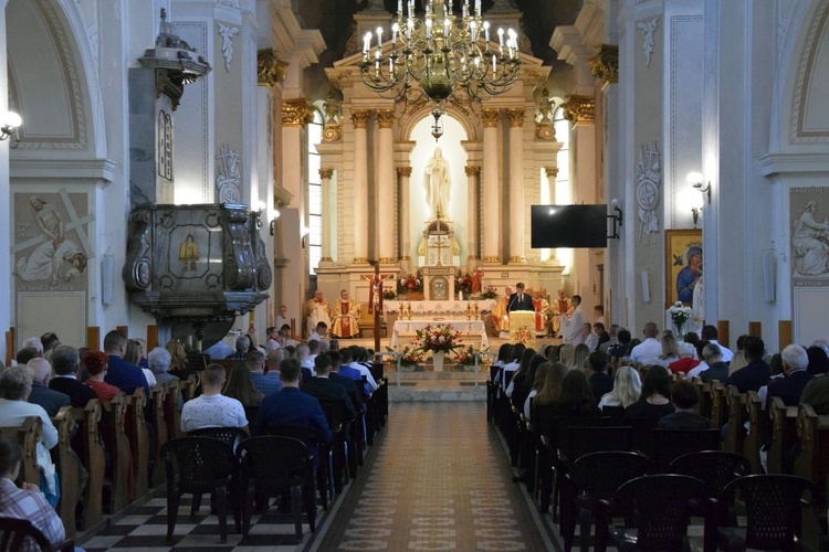 95 lat parafii św. Barbary w Pionkach