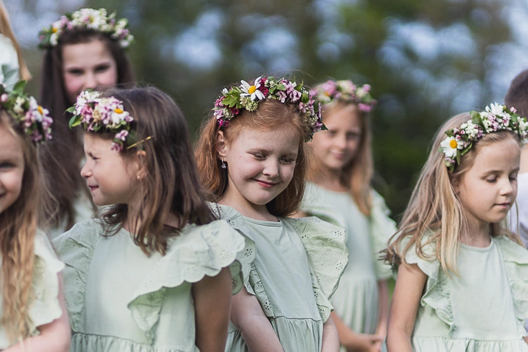 Na planie teledysku "Być jak Ty" scholi wNIEBOgłosy