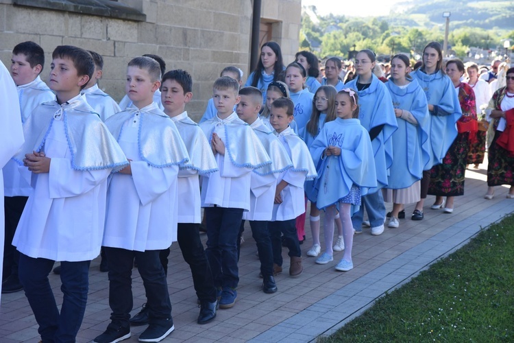 Ołtarz Matki Bożej w Bystrej