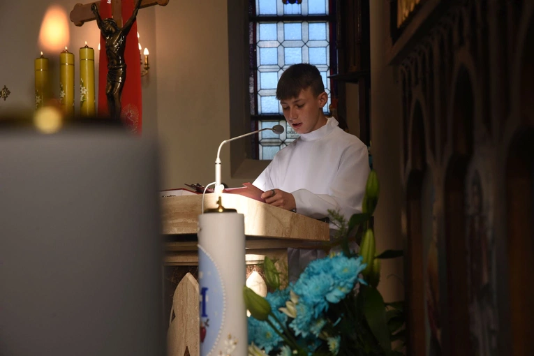 Ołtarz Matki Bożej w Bystrej