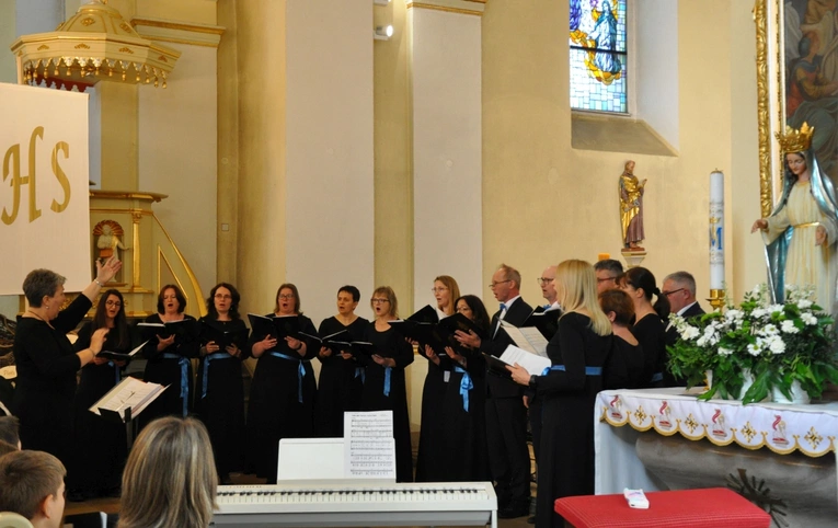 Festiwal Pieśni Religijnej w Brożcu