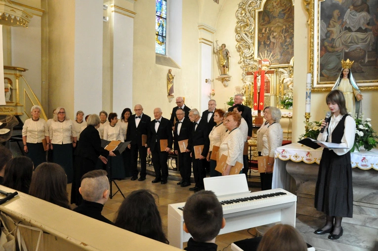 Festiwal Pieśni Religijnej w Brożcu