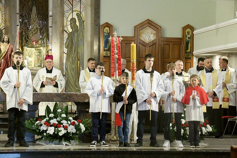 W tym roku modlitwa rozpoczęła się w kościele Świętej Rodziny.