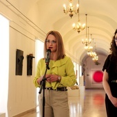 O ekspozycji opowiadały Magdalena Ewa Nosowska (z lewej) i Magdalena Kołtunowicz.