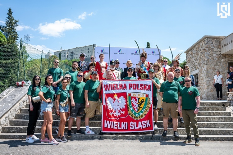 Kibice Śląska Wrocław oddali hołd bohaterom spod Monte Cassino