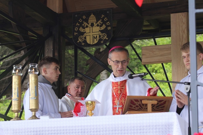 Poświęcenie kaplicy na Lubaniu