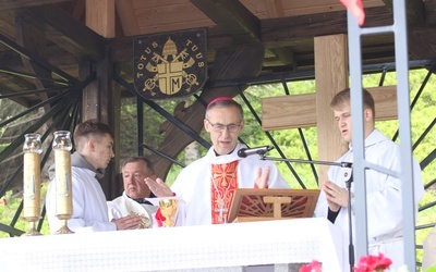 Poświęcenie kaplicy na Lubaniu