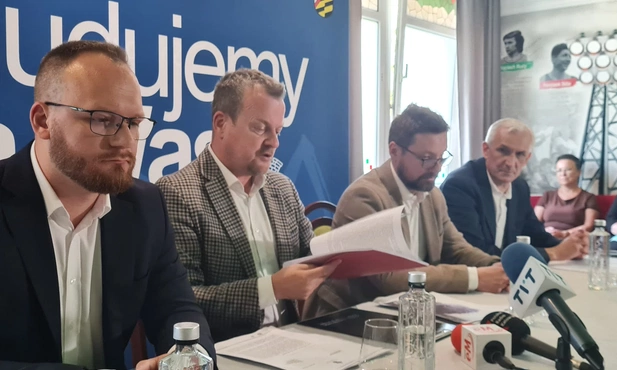 Sosnowiec. "Zostałem oszukany". Prezydent komentuje odejście Rafała Collinsa z Zagłębia