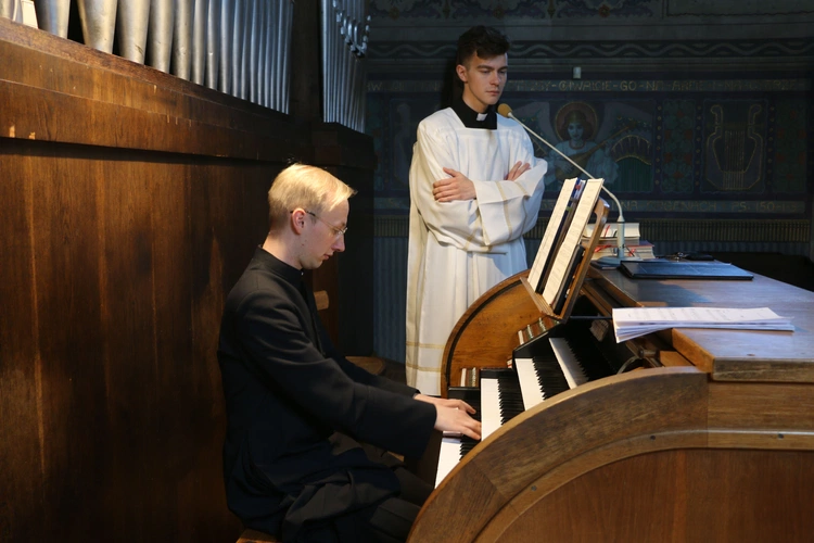 Płock. Rocznica święceń kapłańskich bp. Stułkowskiego