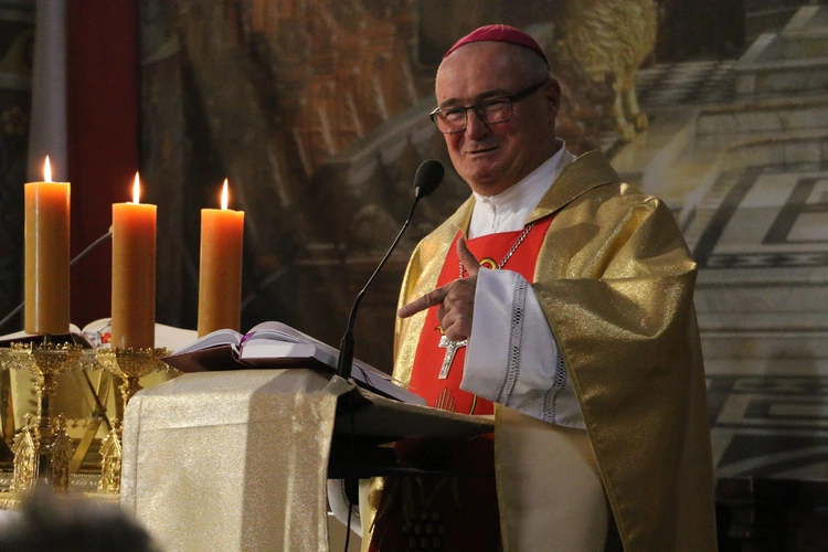 Płock. Rocznica święceń kapłańskich bp. Stułkowskiego