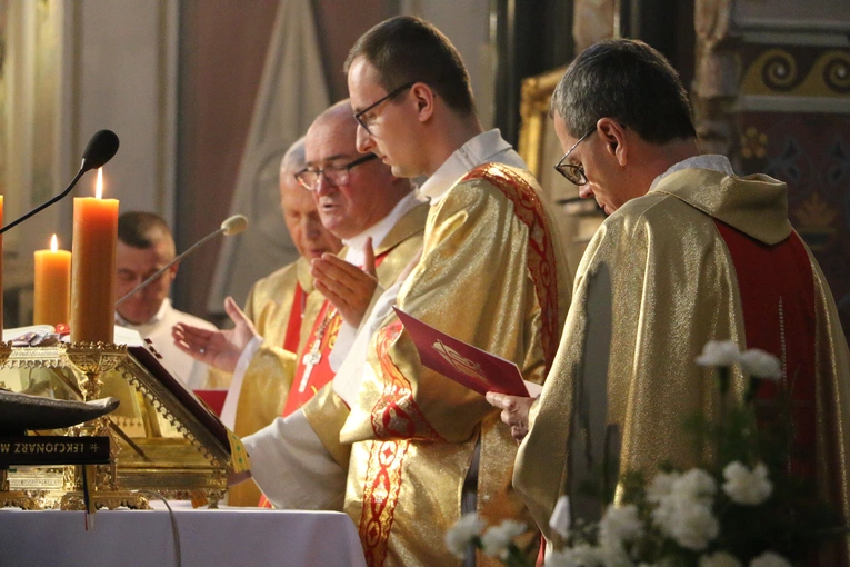 Płock. Rocznica święceń kapłańskich bp. Stułkowskiego