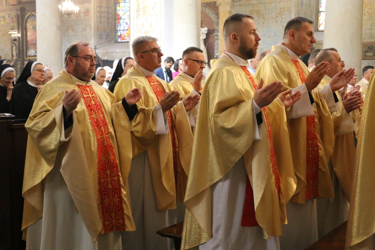 Płock. Rocznica święceń kapłańskich bp. Stułkowskiego