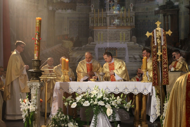 Płock. Rocznica święceń kapłańskich bp. Stułkowskiego