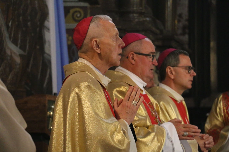 Płock. Rocznica święceń kapłańskich bp. Stułkowskiego