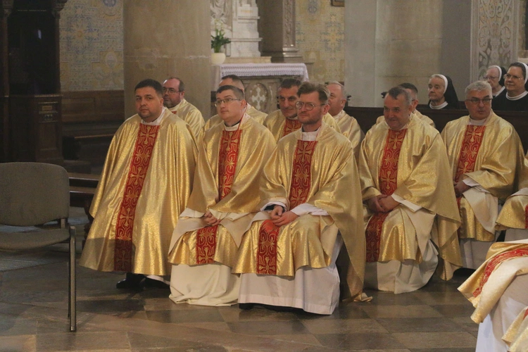 Płock. Rocznica święceń kapłańskich bp. Stułkowskiego