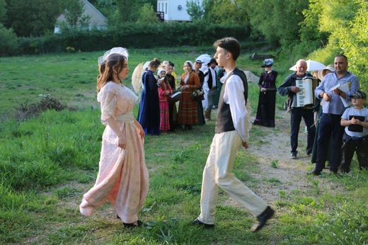 Płonne. Inscenizacja fragmentów powieści "Noce i dnie".