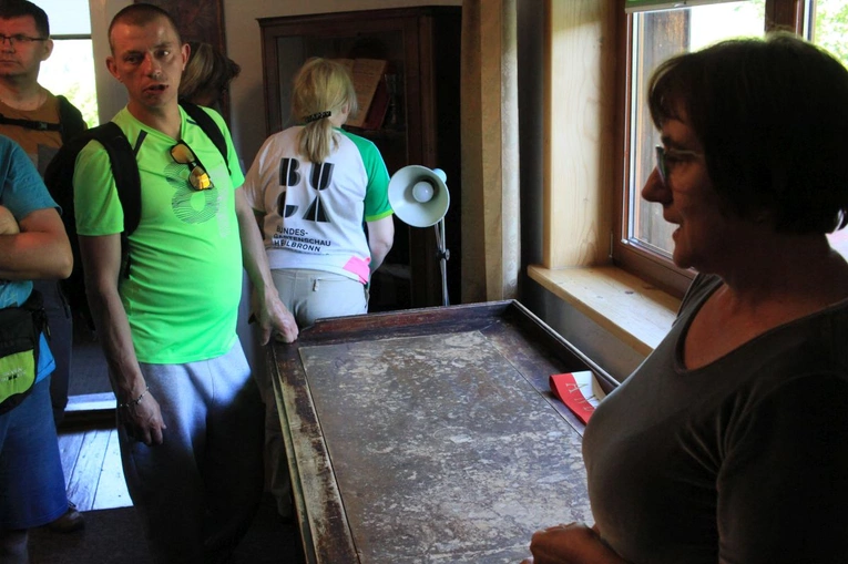 Pielgrzymka wspólnoty "Barki" śladami założyciela oaz