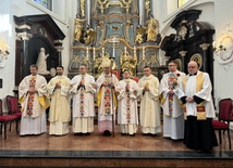 Uroczystość święceń odbyła się w sobotę 18 maja w łowickiej katedrze.