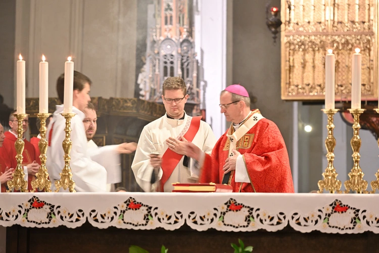 Wigilia Pięćdziesiątnicy w bazylice Mariackiej