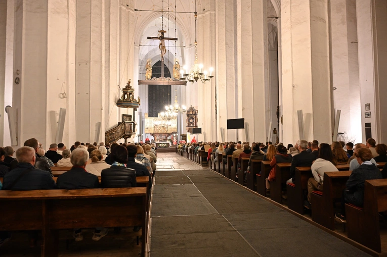 Wigilia Pięćdziesiątnicy w bazylice Mariackiej