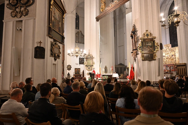 Wigilia Pięćdziesiątnicy w bazylice Mariackiej