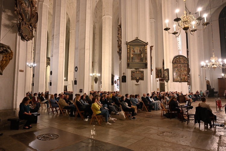 Wigilia Pięćdziesiątnicy w bazylice Mariackiej