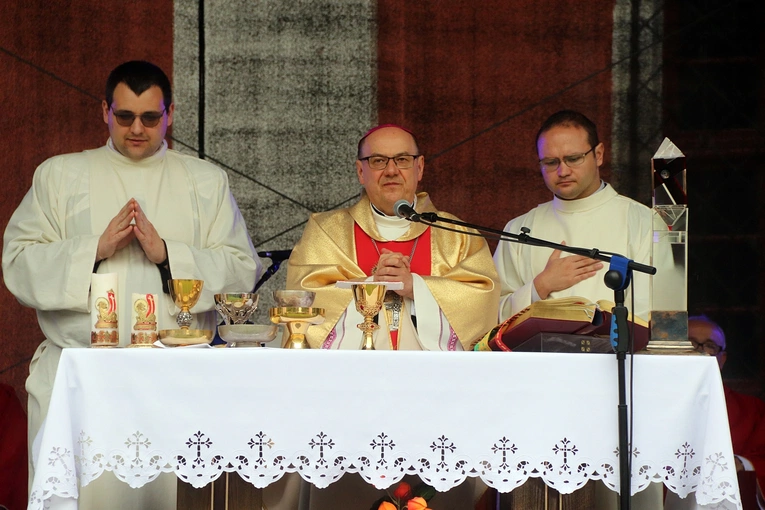 IX Pielgrzymka Ludzi Pracy w Henrykowie 2024