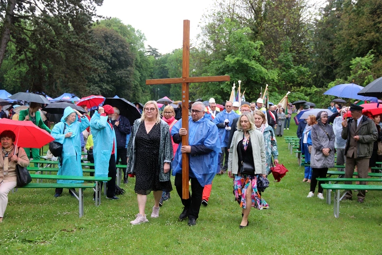 IX Pielgrzymka Ludzi Pracy w Henrykowie 2024