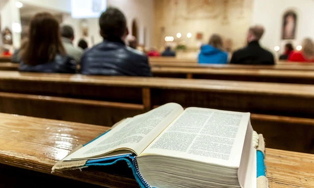 Papież zachęca do codziennego czytania i rozważania słowa Bożego