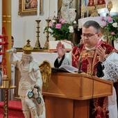 W kościele pw. Krzyża Świętego liturgii przewodniczył ks. Julian Nastałek.