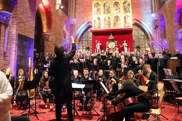 Otwarcie II Synodu Archidiecezji Wrocławskiej