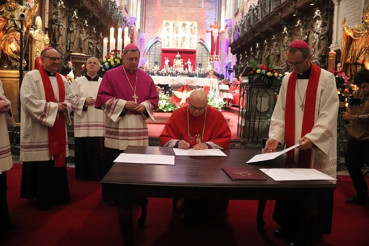 Otwarcie II Synodu Archidiecezji Wrocławskiej