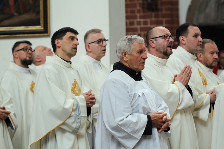 Otwarcie II Synodu Archidiecezji Wrocławskiej - cz. 3