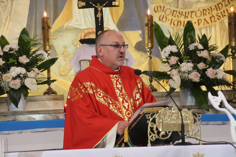 Sikórz. Wprowadzenie relikwii św. Andrzeja Boboli