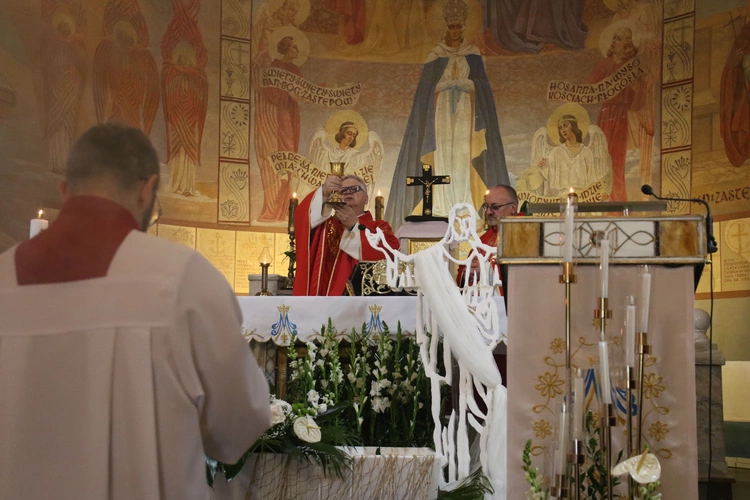 Sikórz. Wprowadzenie relikwii św. Andrzeja Boboli