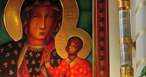 W sanktuarium Jasnogórskiej Matki Kościoła odsłonięto wotum zapraszające do powierzenia się Maryi