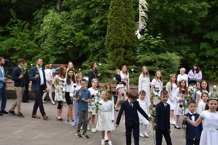 Przygotowania przed wprowadzeniem relikwii bł. rodziny Ulmów