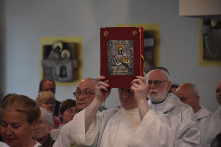 Msza św. z wprowadzeniem relikwii bł. rodziny Ulmów
