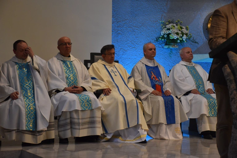 Msza św. z wprowadzeniem relikwii bł. rodziny Ulmów